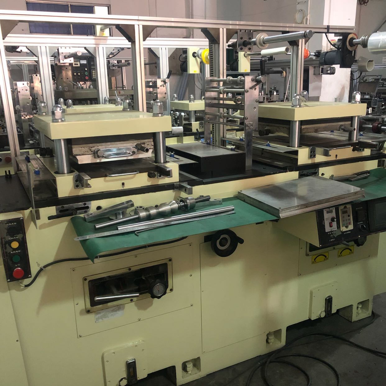 仓库现货,现有多台2015年产的飞新达350单座模切机,_模切之家