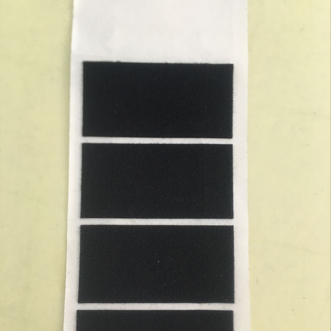 黑色自粘绒布