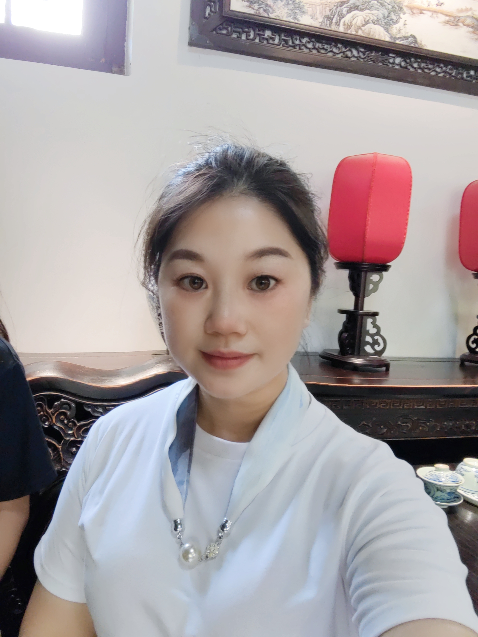 张艺