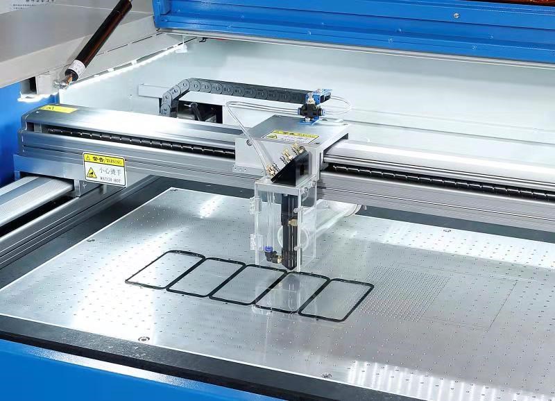 电脑触摸屏/电视显示屏激光切割机/深圳市锦顺天诚科技有限公司-模切