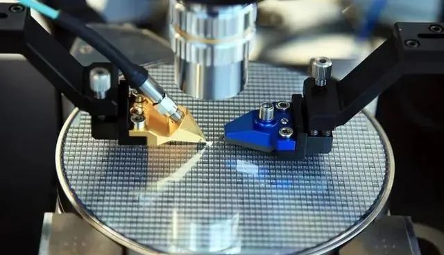 393亿一文了解中国光刻胶领域备受资本青睐的6家上市企业